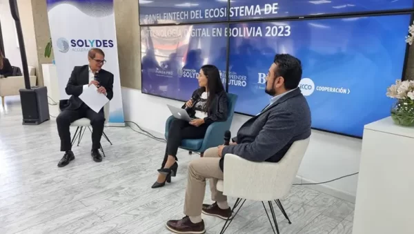Novedades de 4 de cada 10 personas que trabajan en startups bolivianas son mujeres